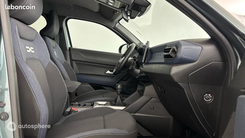 Dacia Duster 1.0 ECO-G 100ch Journey (image 15)
