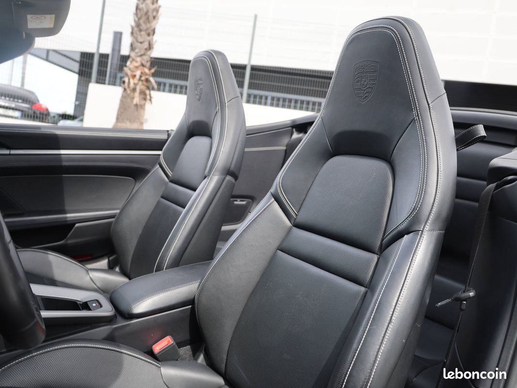 PORSCHE 911 Carrera 4S Cabriolet 3.0i 450 PDK (image 26)