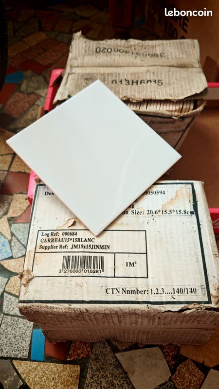 Carreaux blancs (image 1)