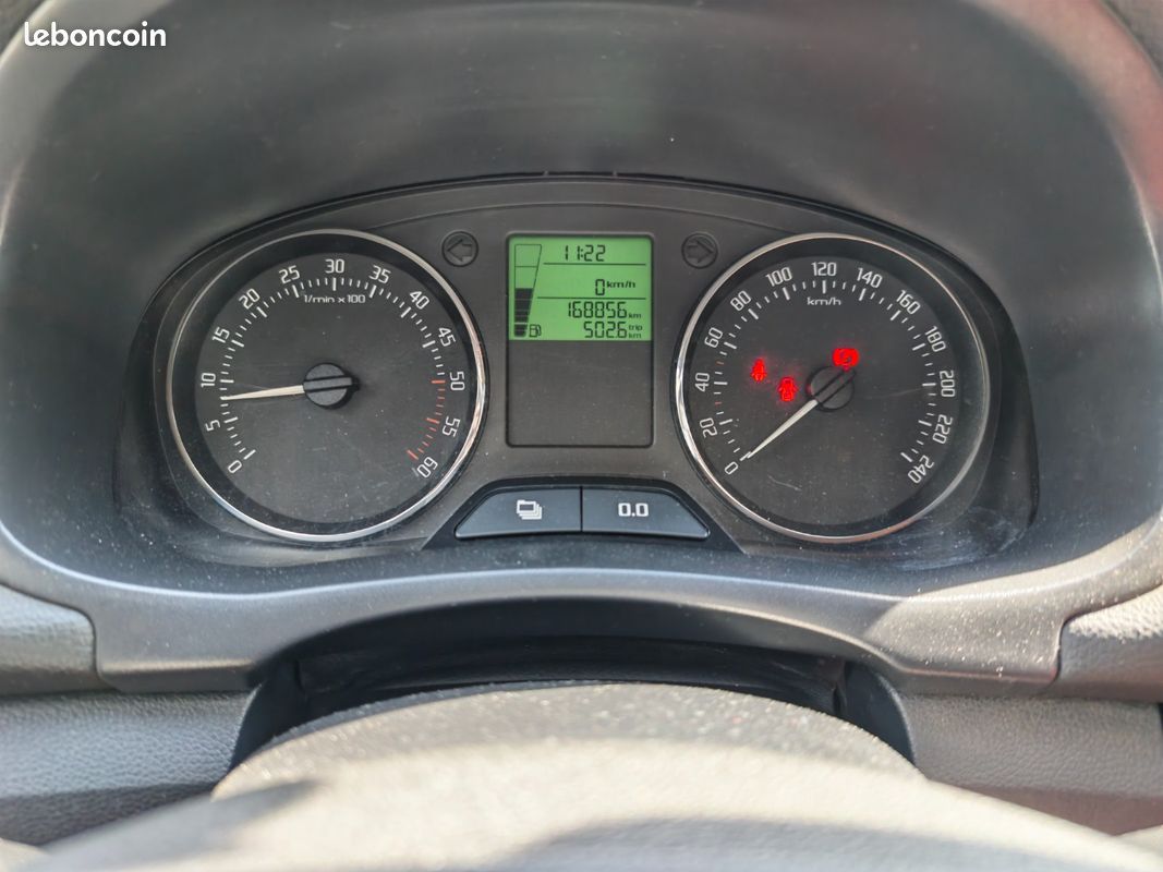 Skoda FABIA 1.6 TDI 90 Monte Carlo (image 15)