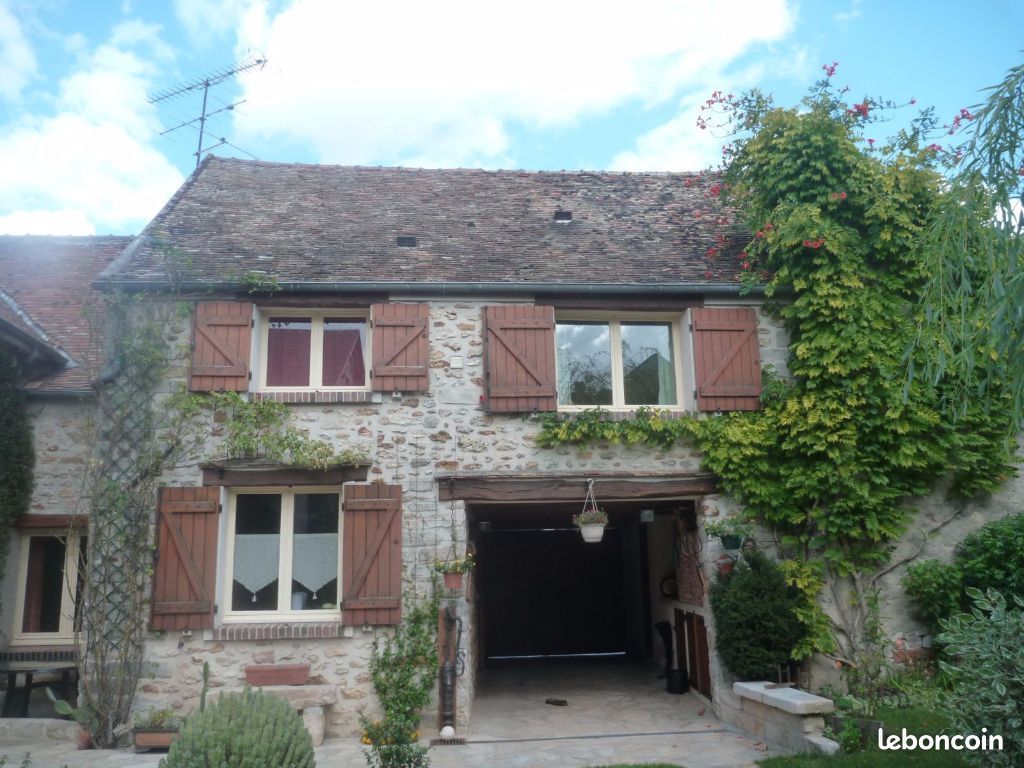 Maison 5 pièces 141 m² · à Perthes · 141 m² · 1 130 €/mois
