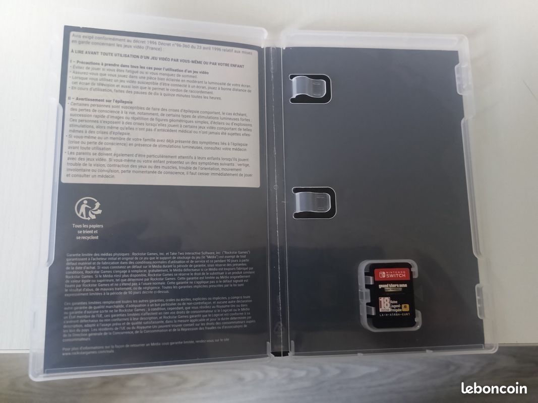 Jeu Nintendo Switch GTA THE TRILOGY (image 3)