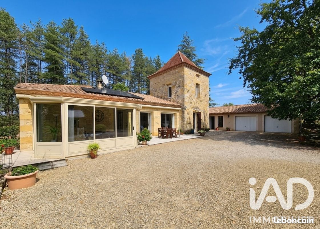 Maison 6 pièces 213 m² · à Bergerac · 213 m² · 449 000 €