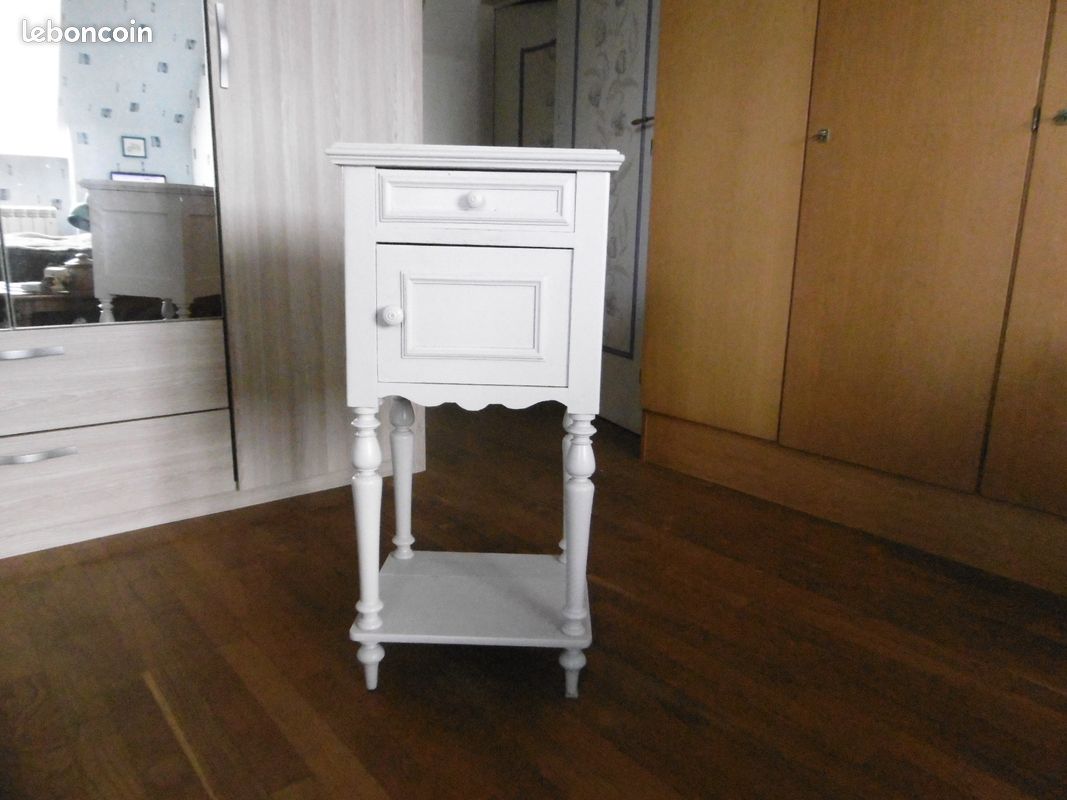 Vente petite commode avec marbre (image 1)