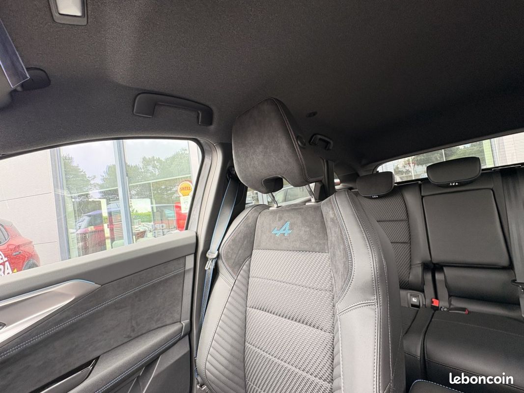 Renault Austral esprit Alpine full hybrid E-Tech 200 -26 (image 14)