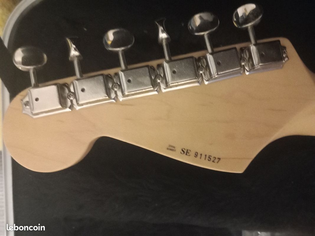Fender Eric Clapton artist series stratocaster 1989 Torino Red (image 3)