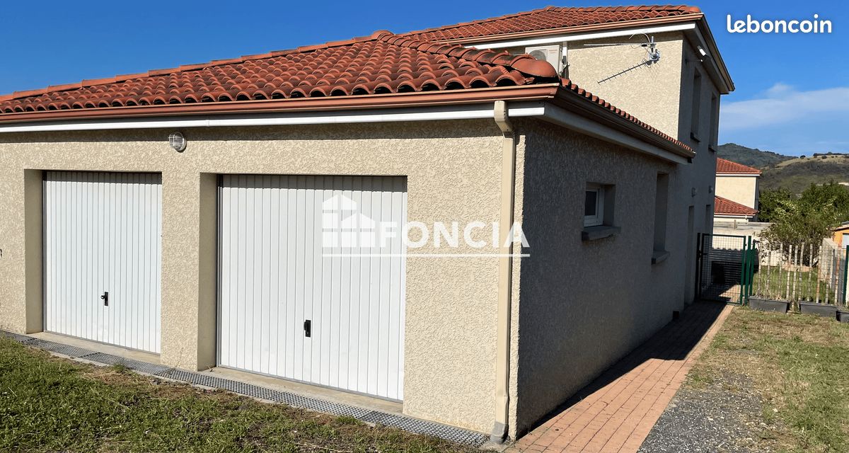 Maison 5 pièces 102 m² · à Les Martres-de-Veyre · 102 m² · 1 100 €