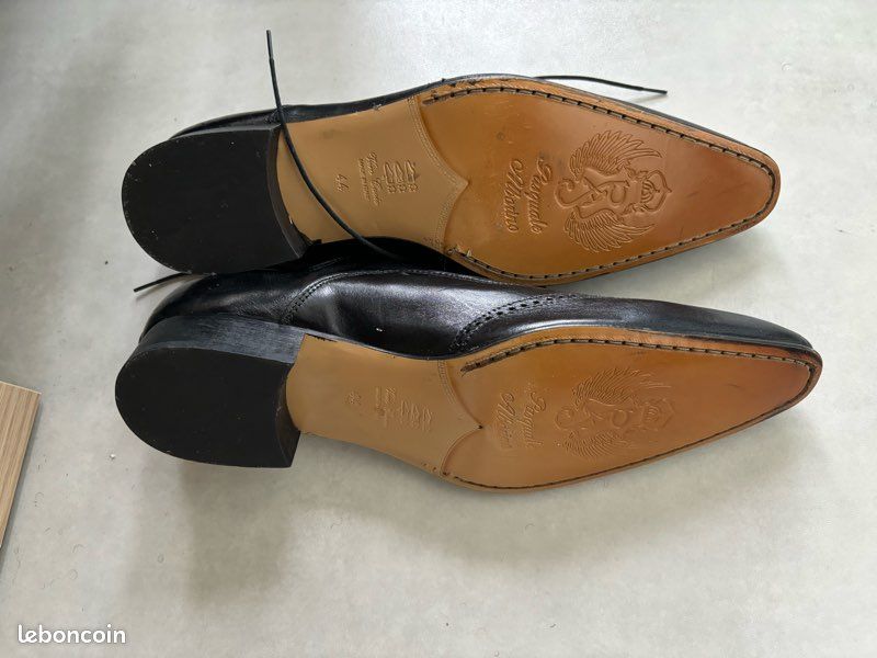 Chaussures habillées en Cuir Neuves (image 3)