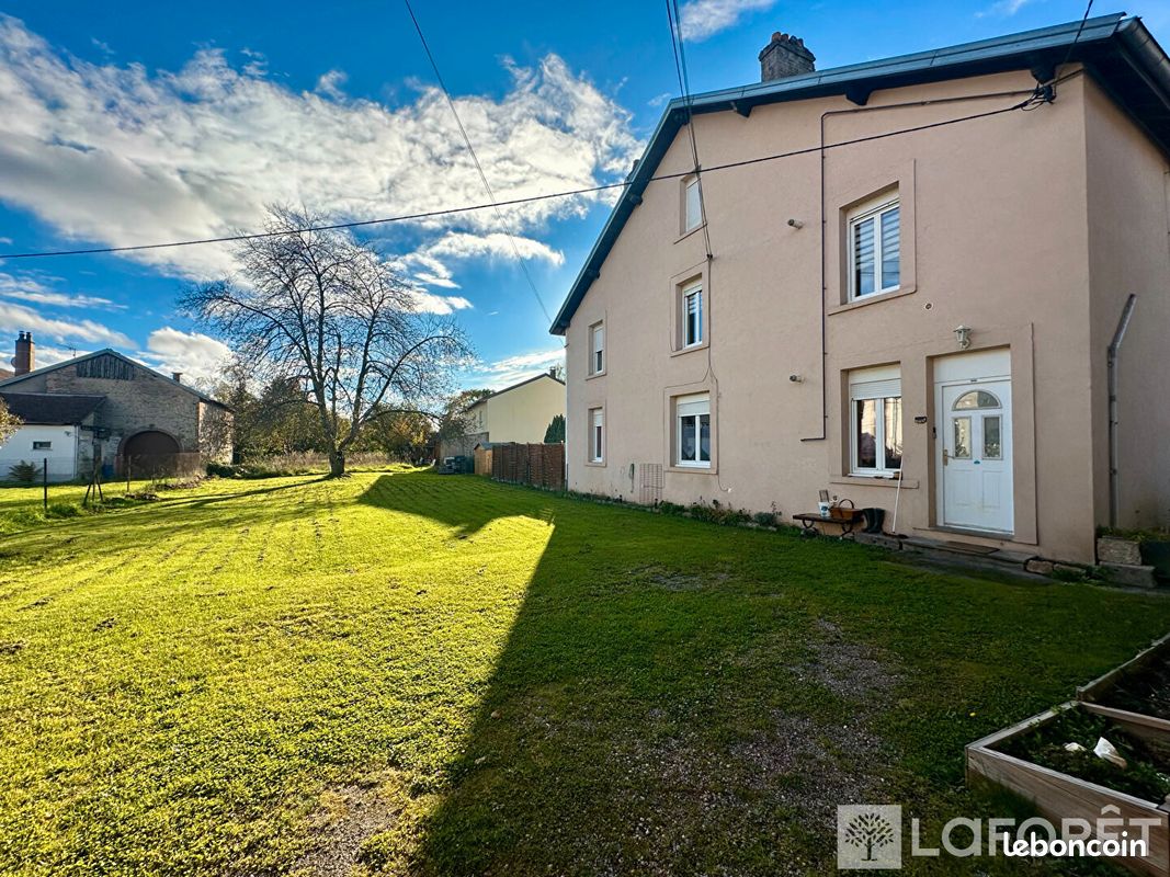 Maison 14 pièces 291 m² · à Docelles · 291 m² · 235 000 €