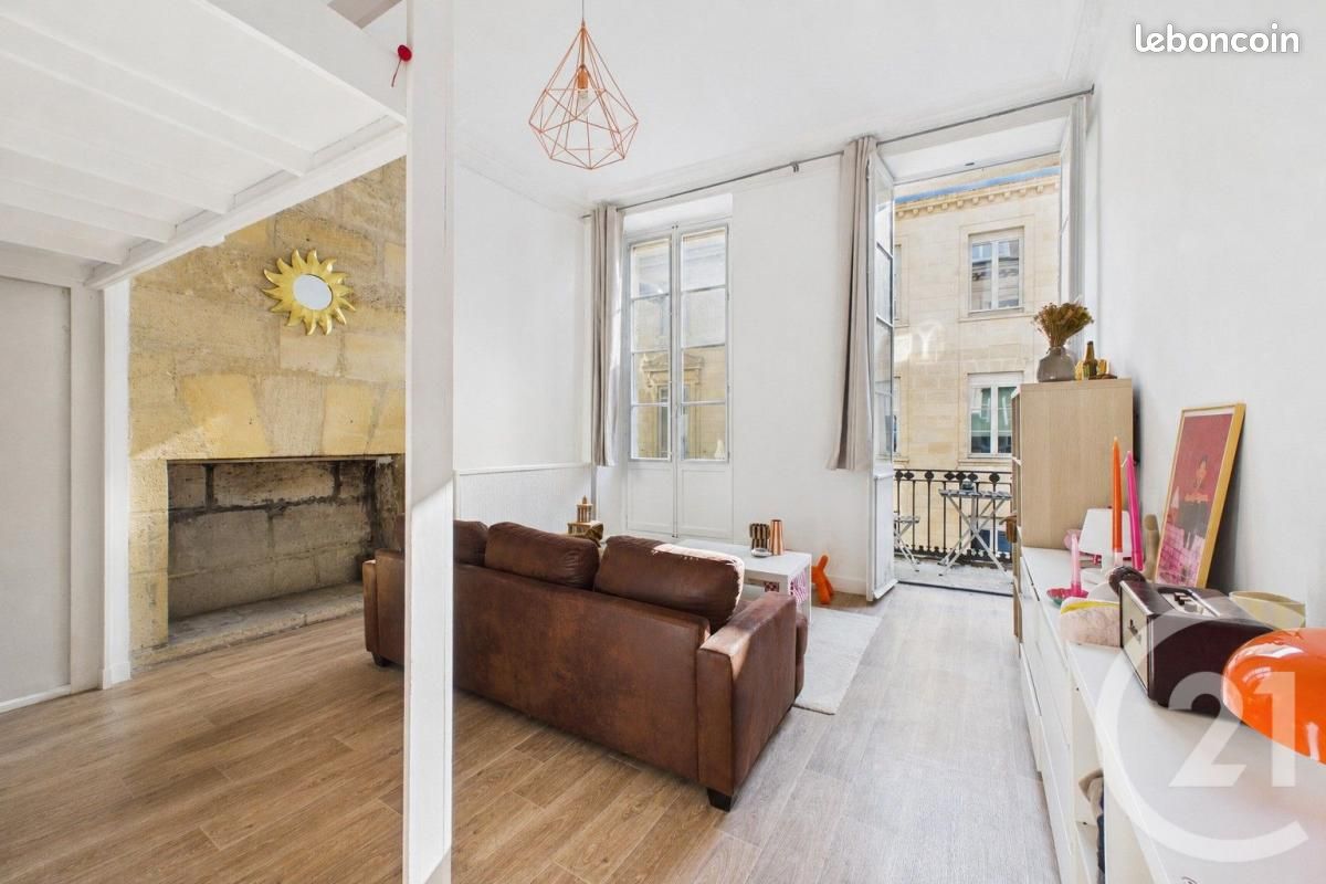 Appartement 1 pièce 35 m² · à Bordeaux · 35 m² · 858 €