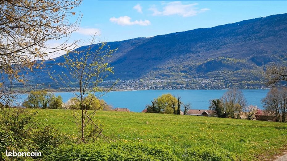 Terrain 1073 m² · à Tresserve · 720 000 €