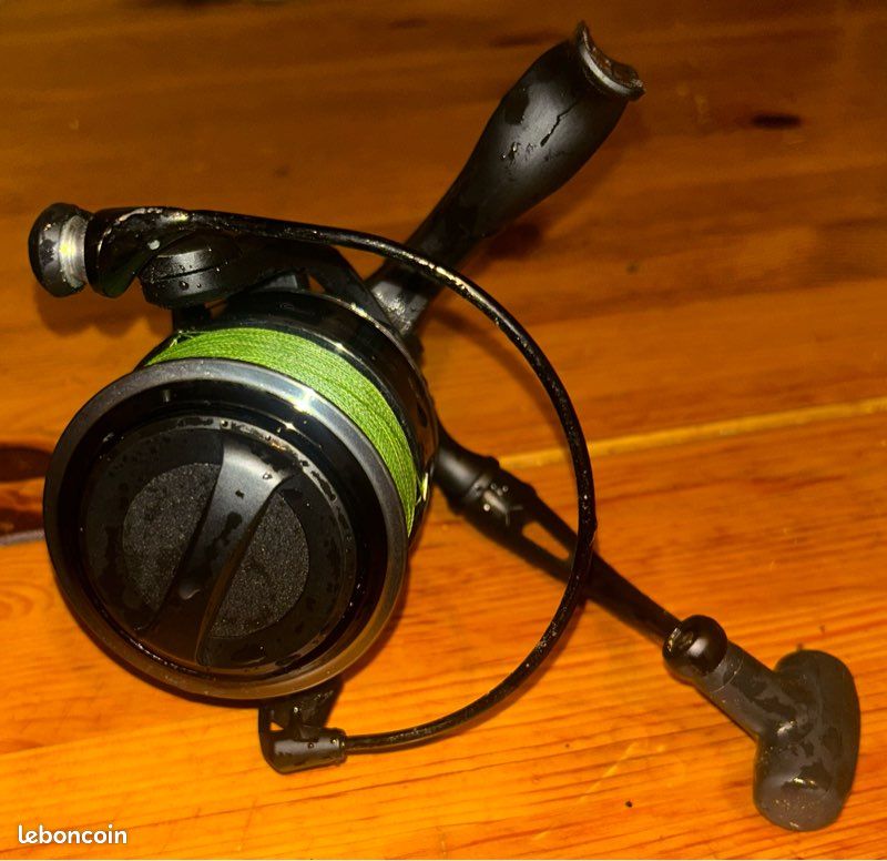 Moulinet De Pêche DAM Darkside 4 Spod 7000S - Pour Carpe - Tambour Fixe - Noir