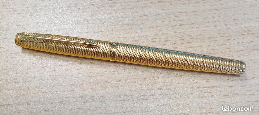 Stylo Plume Parker 35 Vintage - Plume Or 18K, Corps Plaqué Or à Motifs Croisillons
