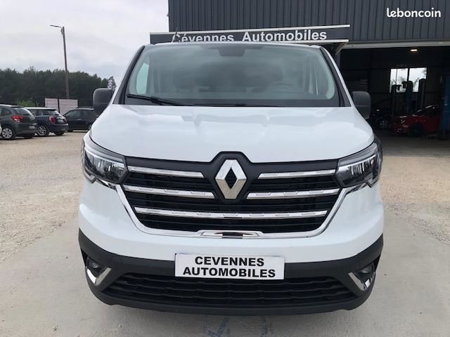 Renault TRAFIC III FG L2H1 3T 2.0 BLUE DCI 150CH GRAND CONFORT ETAT PARFAIT (image 8)