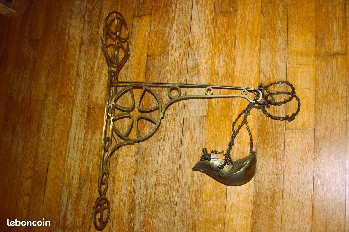Lampe du sanctuaire - Suspension d'église en laiton (312) (image 2)