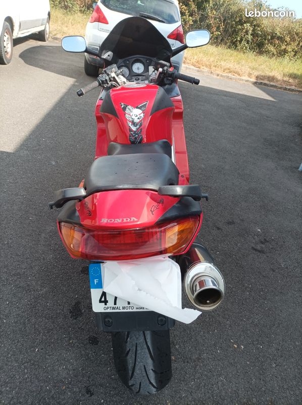 Honda 800 vfr fi (image 1)