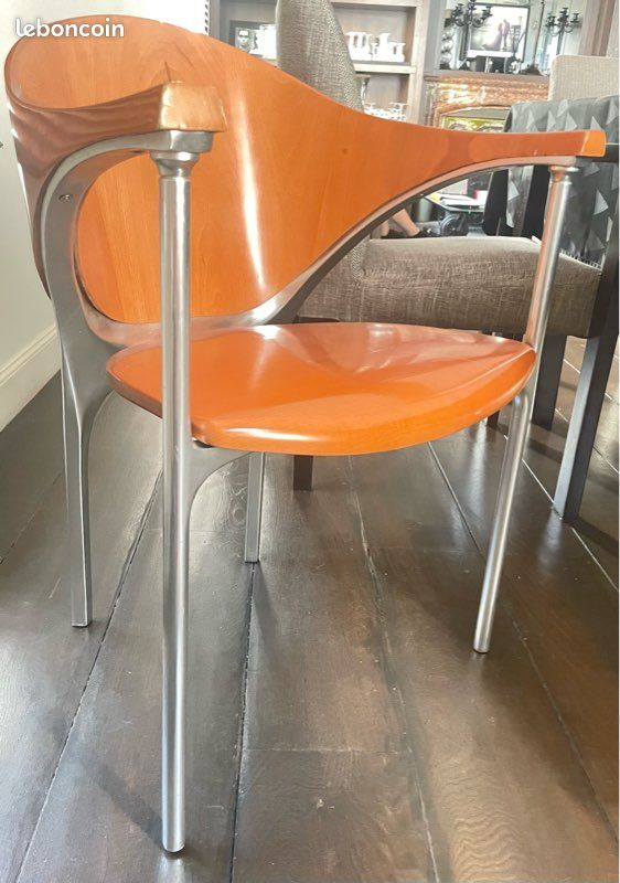 Fauteuil design vendu par 2 . Le prix affiché est unitaire (image 2)