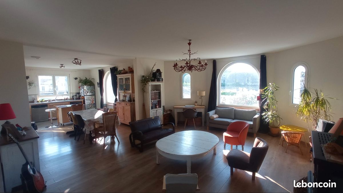 Appartement 5 pièces 123 m² · à Villeneuve-lès-Avignon · 123 m² · 285 000 €