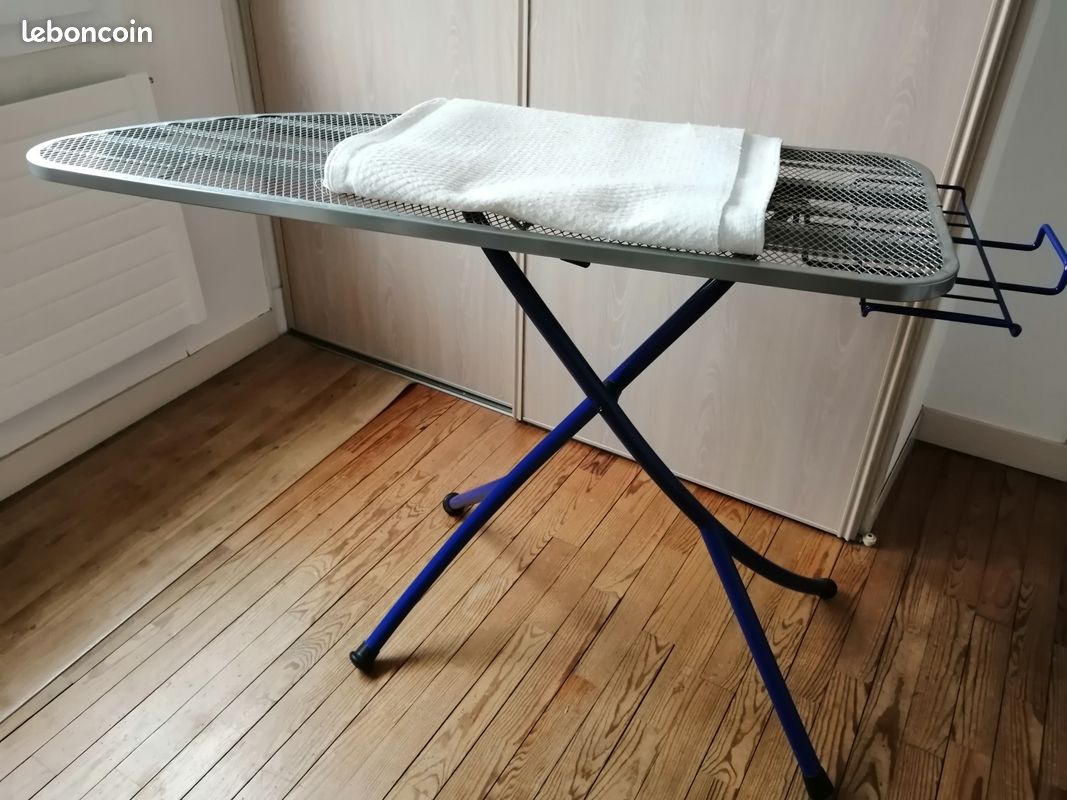 Table à repasser (image 2)
