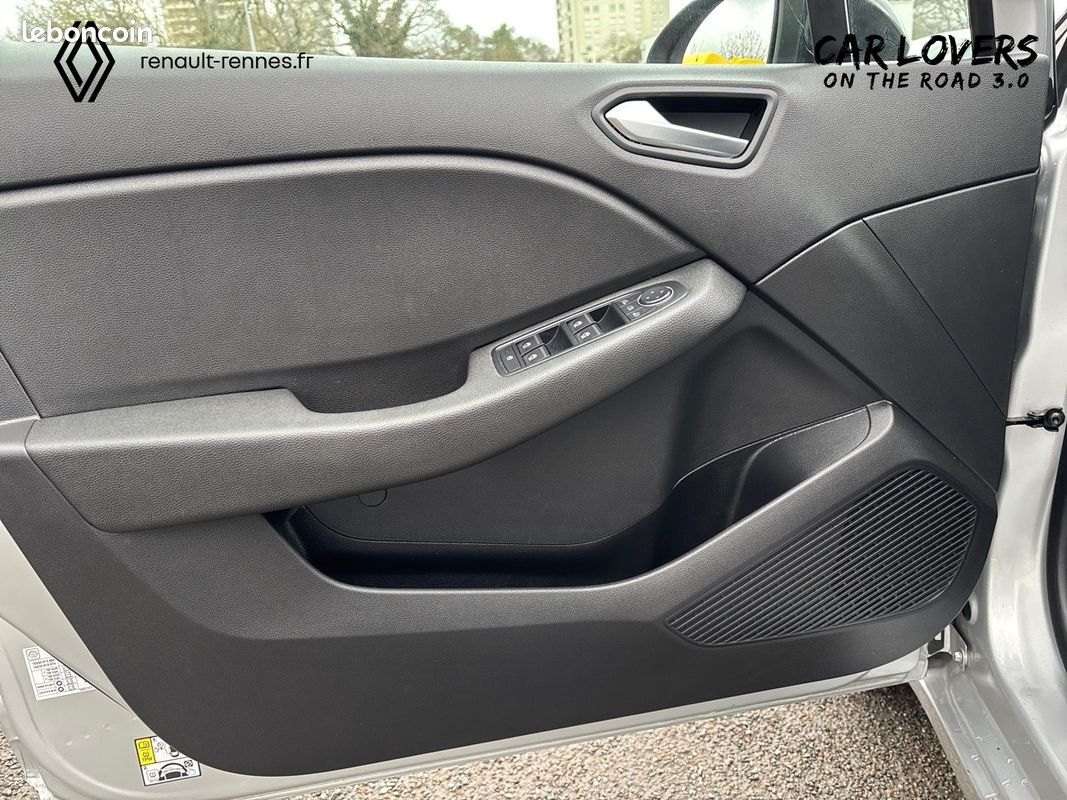 RENAULT Clio Blue dCi 100 Evolution (image 24)