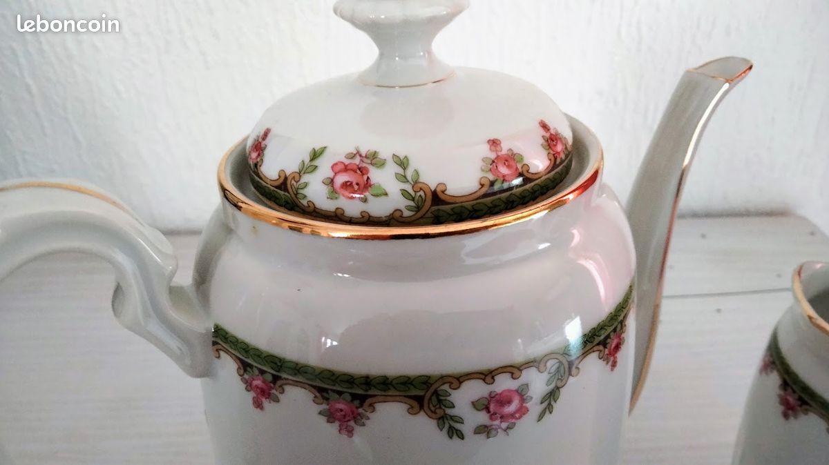 Cafetière et pot à lait ancien (image 2)