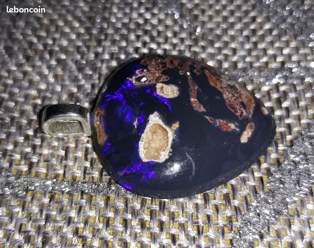Pendentif en opale véritable bleu nuit (image 3)