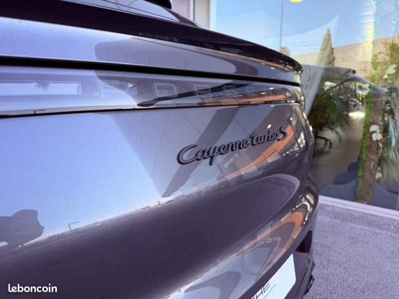 Porsche Cayenne Coupé 4.0 V8 680ch Turbo S E-Hybrid (image 21)