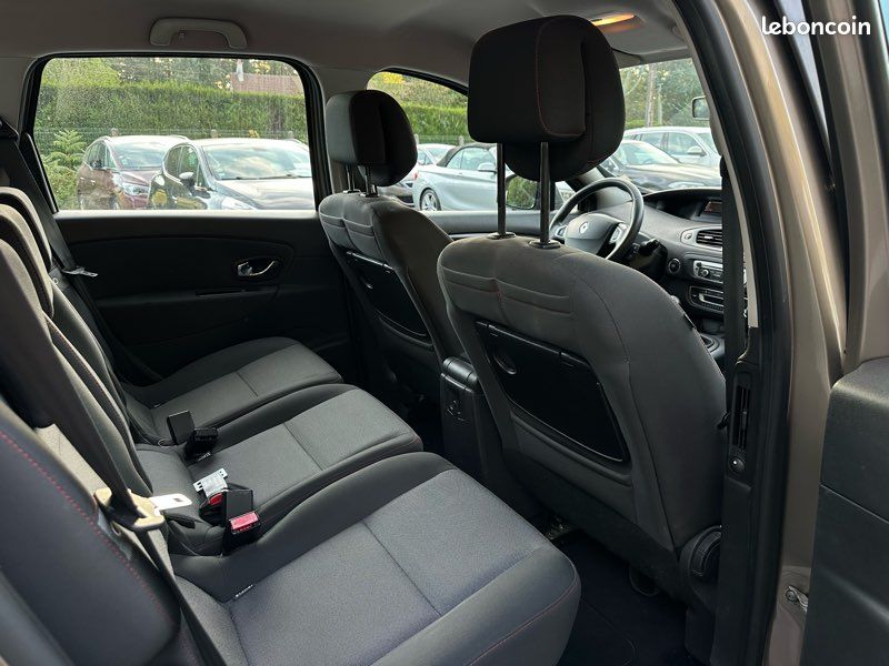Renault Scenic 3 1.5 dCi 110 cv (image 5)