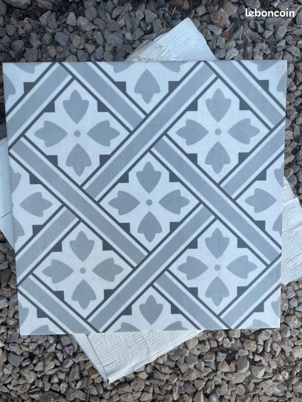 Carrelage 30 x 30 1m2 (image 1)