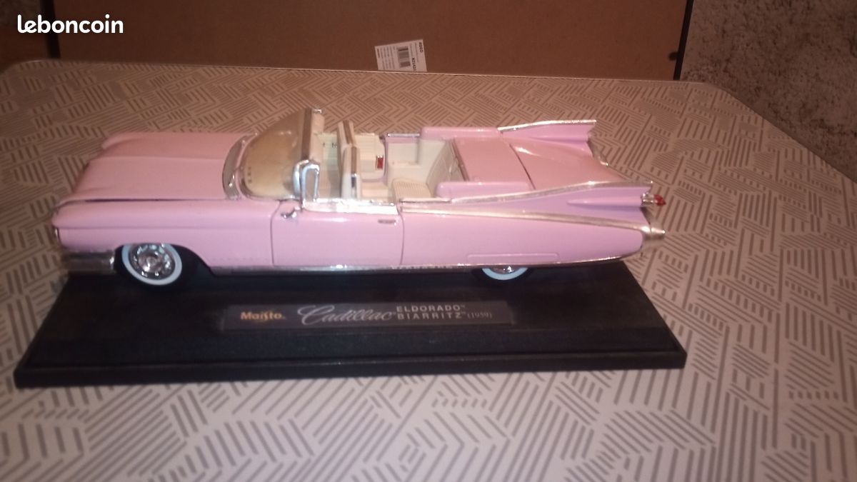 Cadillac Eldorado Biarritz 1959 Cabriolet Bleu - Maisto 1/18 - Métal - Occasion
