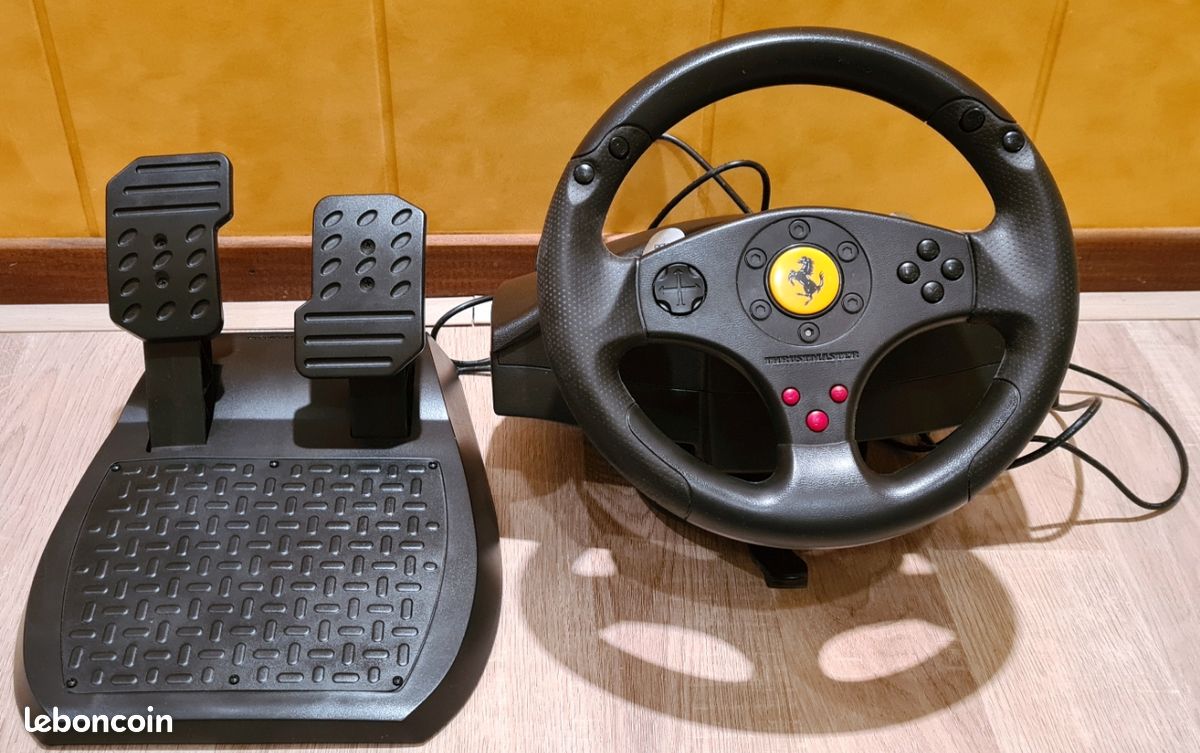 Volant Thrustmaster Ferrari GT Experience - PS3/PC - En Boîte (occasion)