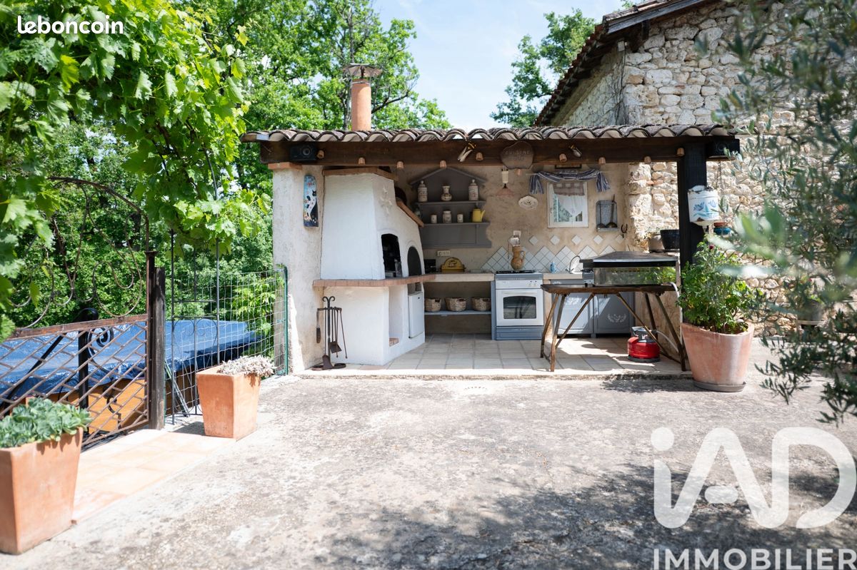 Propriété 8 pièces 387 m² (image 6)