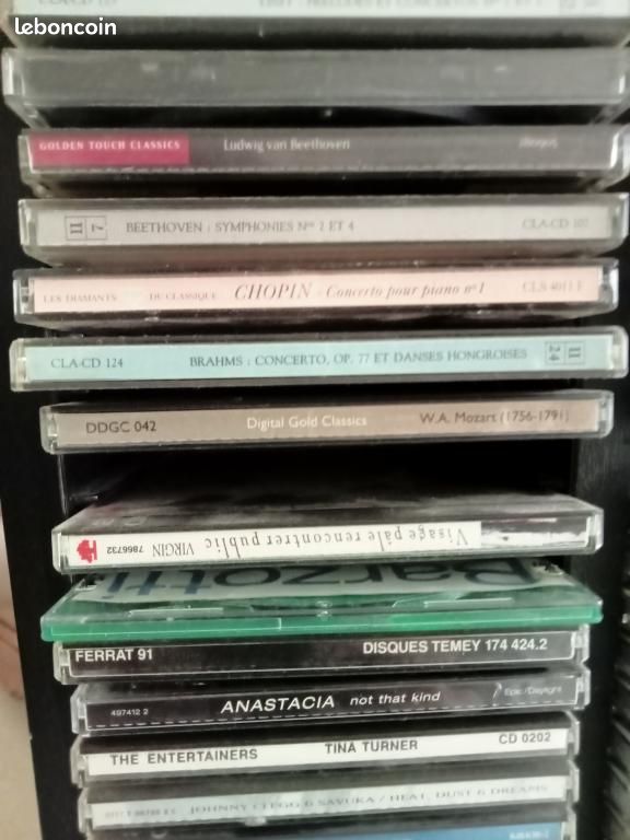 Lot CD avec meuble (image 11)