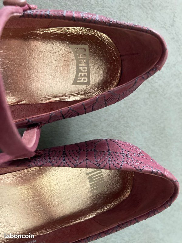 Chaussures Camper Pour Femmes - Taille 39 EU (8.5 US), Violet Daim, Occasion Très Bon état