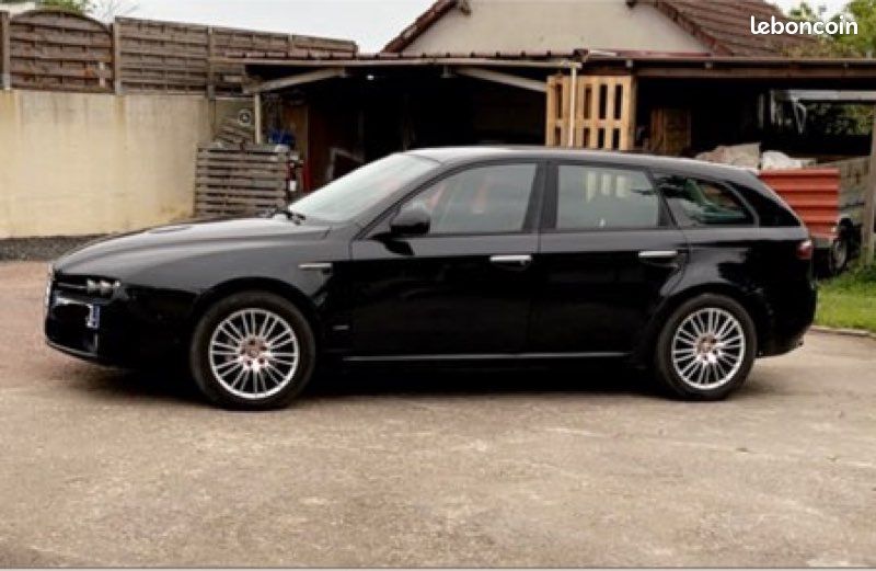 Alfa Romeo 159 break 2 L JTDM BVM6 (image 1)