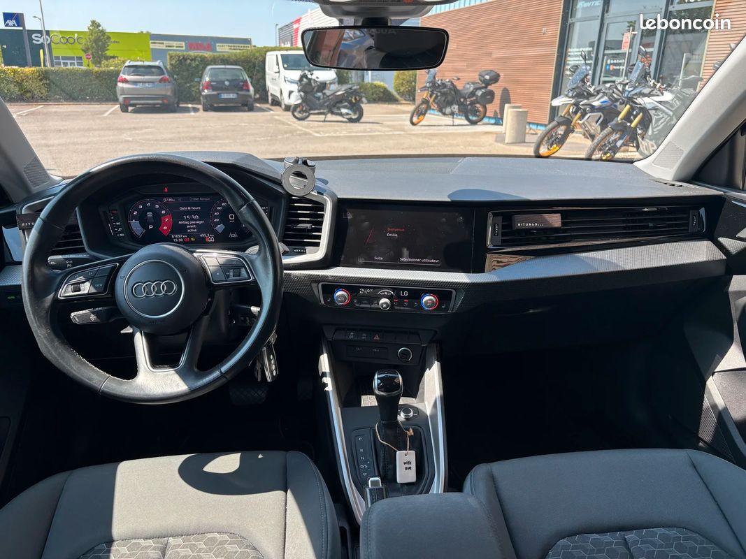 Audi A1 SPORTBACK 25 TFSI Advanced GARANTIE AUDI 2028/SIEGES CHAUFFANT/APPLE CAR PLAY/PACK DESIGN NOIR (image 18)