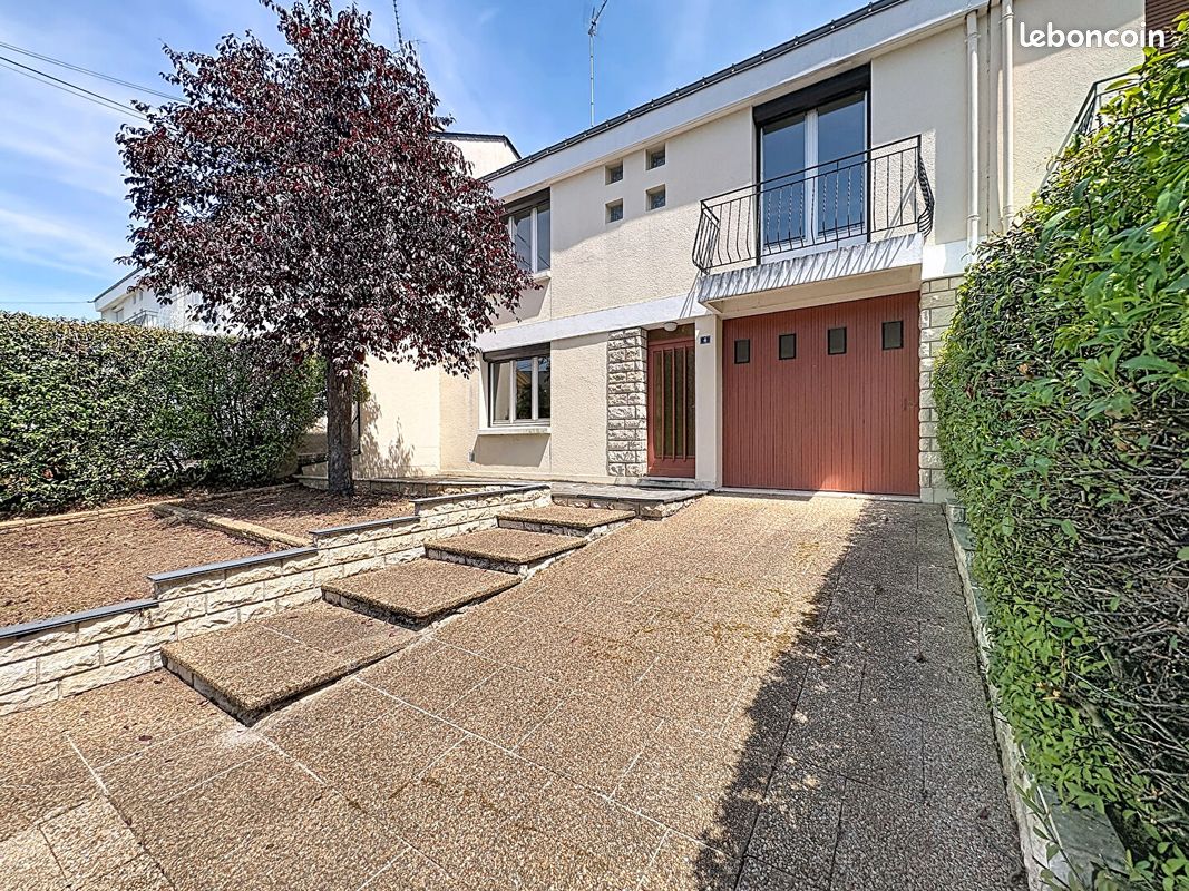 Maison 5 pièces 111 m² · à Angers · 111 m² · 233 300 €