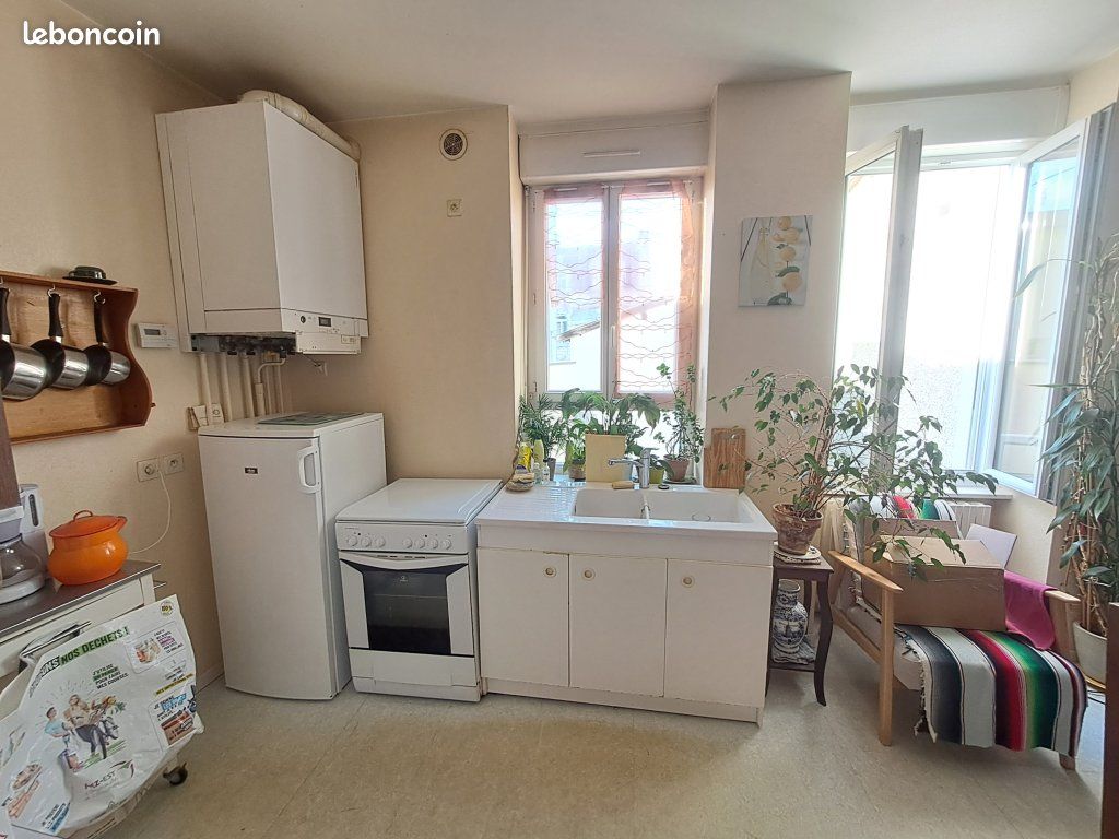 Appartement 3 pièces 53 m² · à Chazelles-sur-Lyon · 53 m² · 430 €