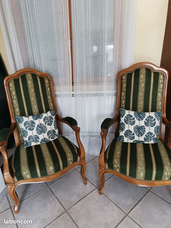 Fauteuils voltaire merisier massif (image 1)