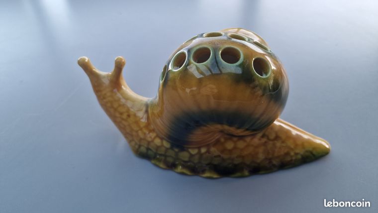 Escargot En Céramique Beige Et Marron – Avec 8 Piques – Déco De Table