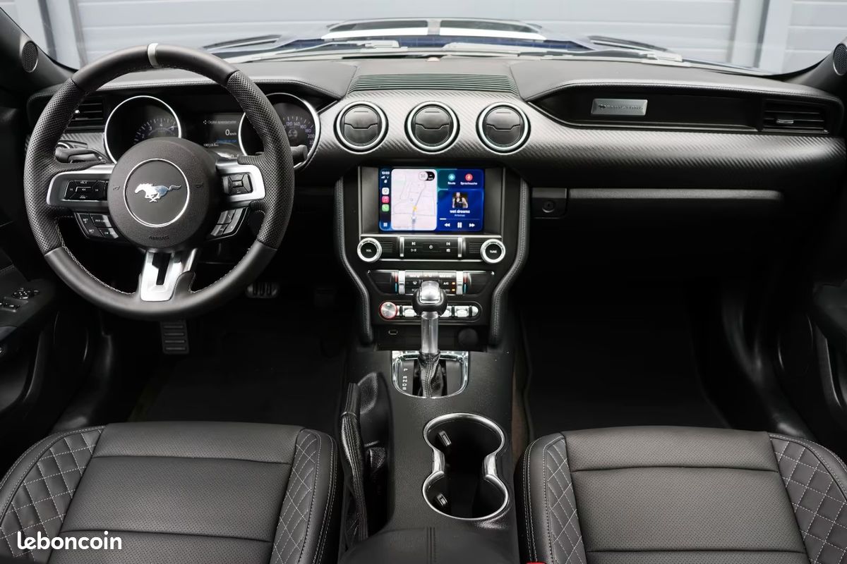 FORD Mustang EcoBoost Shelby GT500 Style 2.3 Turbo 314 ch – CarPlay – LED – Caméra (image 17)
