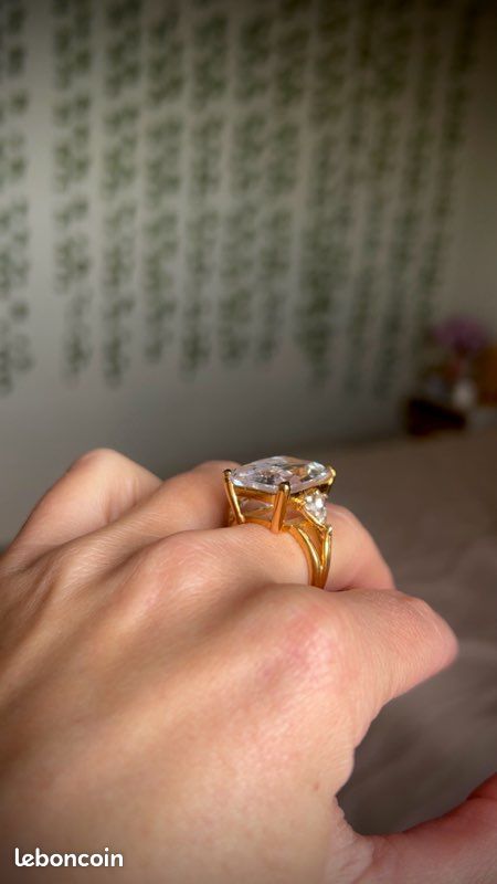 Bague Taille 58 Gros Diamant Cz 15mm - Plaqué Or 18K 5 Microns - Neuf Avec étiquettes