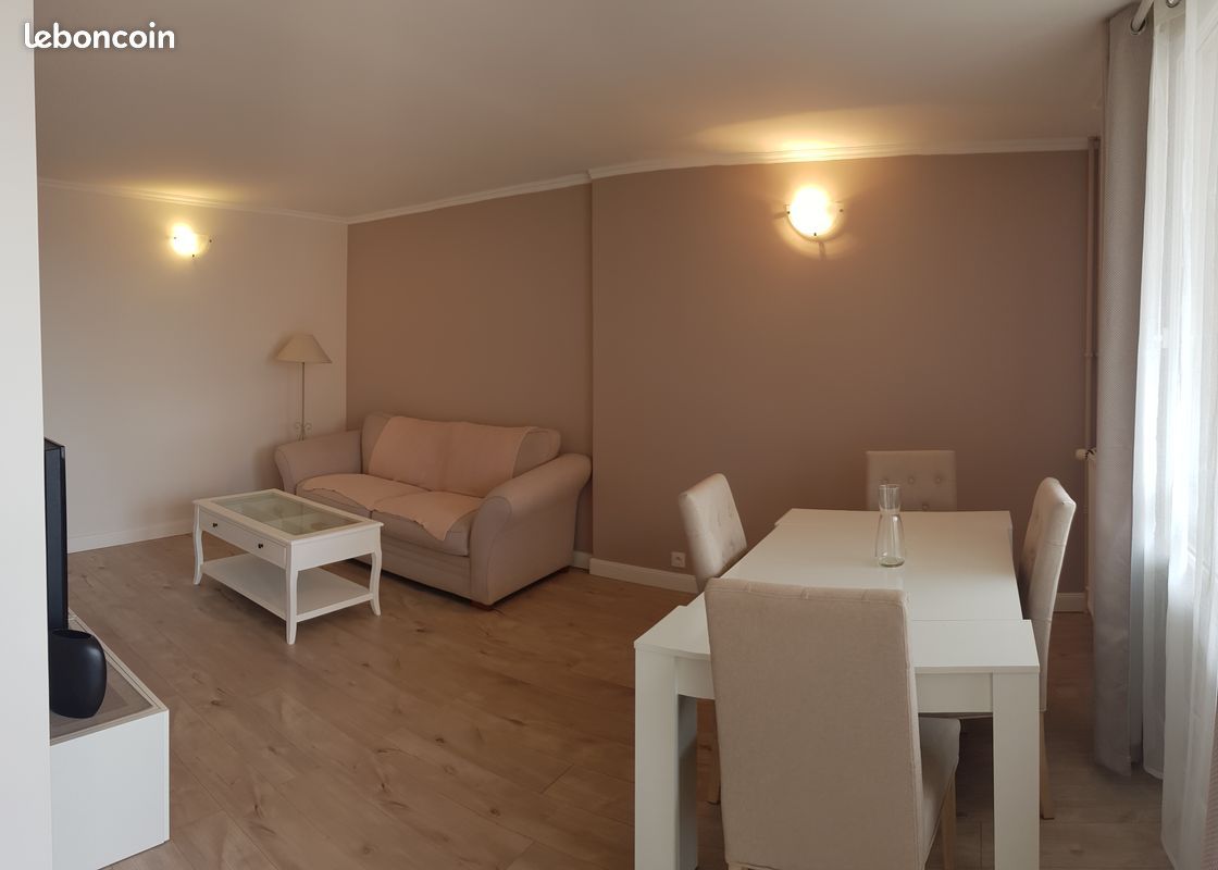 Appartement 3 pièces 65 m² · à Champs-sur-Marne · 65 m² · 1 300 €