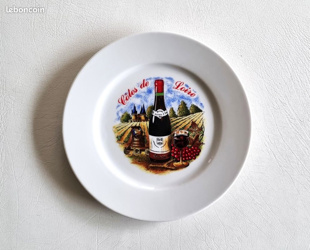 Service 7 Assiettes À Fromage Ou Dessert Revol Porcelaine État Neuf (image 3)
