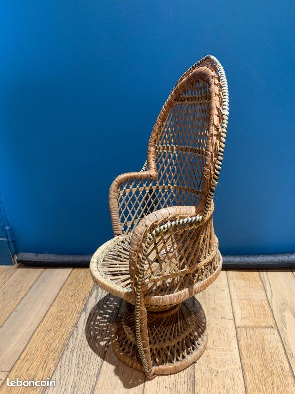Chaise en rotin pour poupée (image 4)