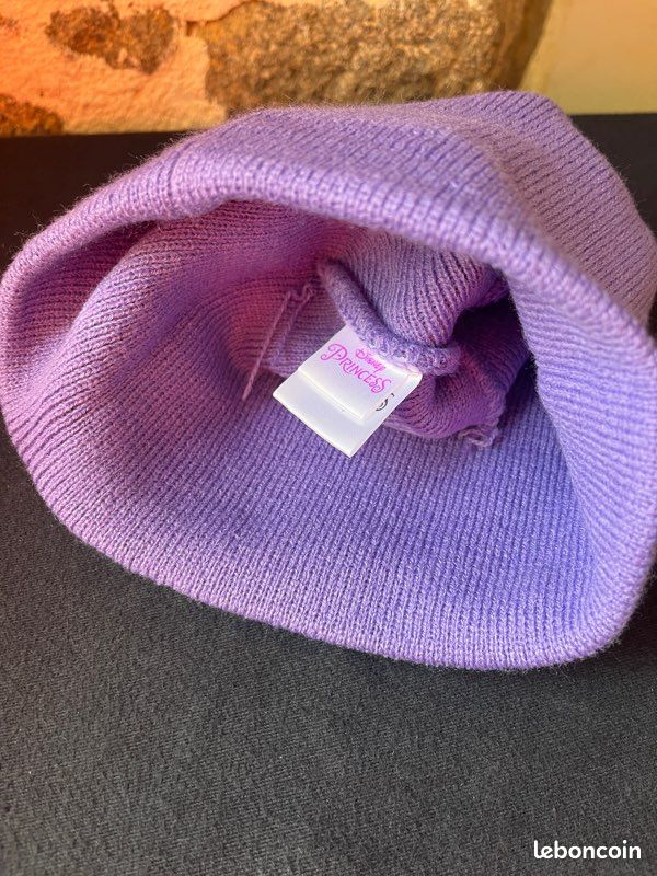 Bonnet Disney Princesse neuf (image 4)