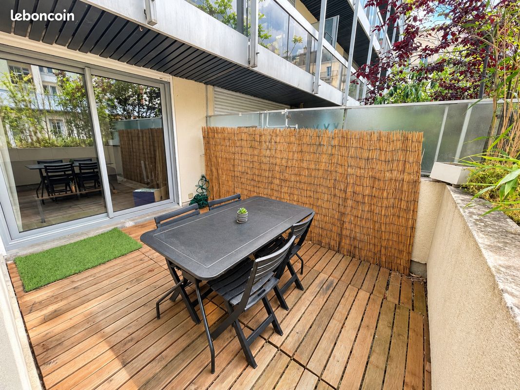 Appartement 2 pièces 55 m² · à Paris · 55 m² · 2 100 €/mois