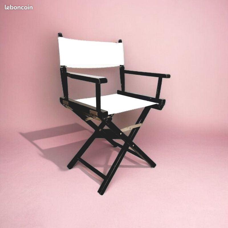 Fauteuil de metteur en scène, créé tout se suite une ambiance ciné dans le cadre d’une décoration atypique dans votre salon produit en bon état (image 1)