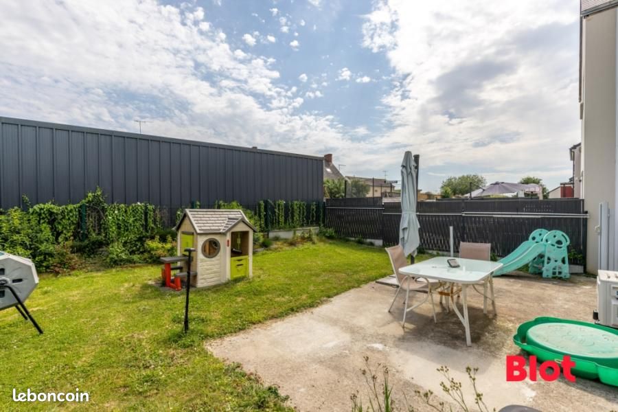 Maison 6 pièces 110 m² · à Liffré · 110 m² · 298 395 €