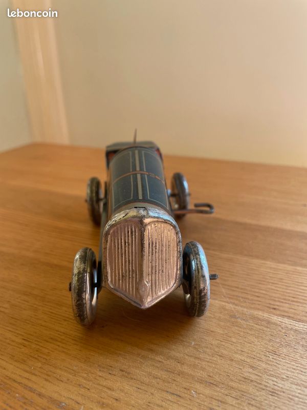 Voiture de course télécommandée 25x9.5x12cm Voiture de course télécommandée 25x9.5x12cm